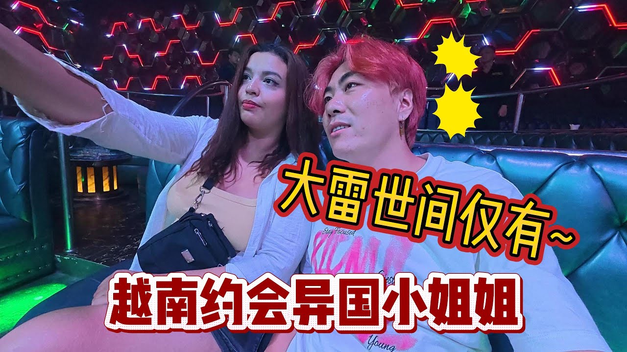 去到她的城市，性感摩洛哥小姐姐，騎摩托車帶我兜風，這感覺誰懂？