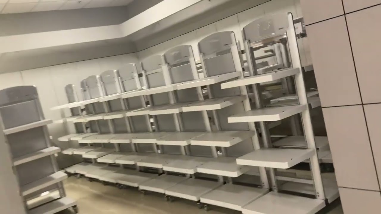 Sears-Whittier, CA (third floor, filmed with permission)