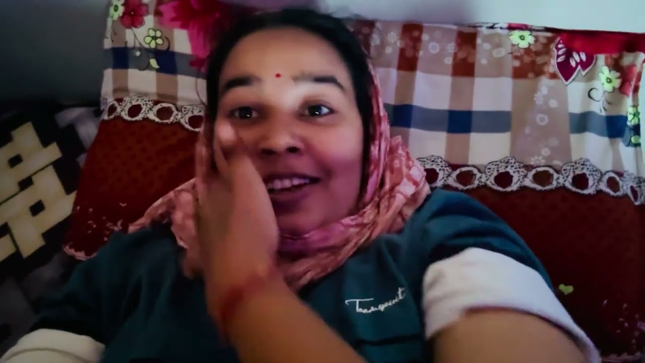 Daily vlog!! Maine aur mummy Ne Milke banayi sabji😍