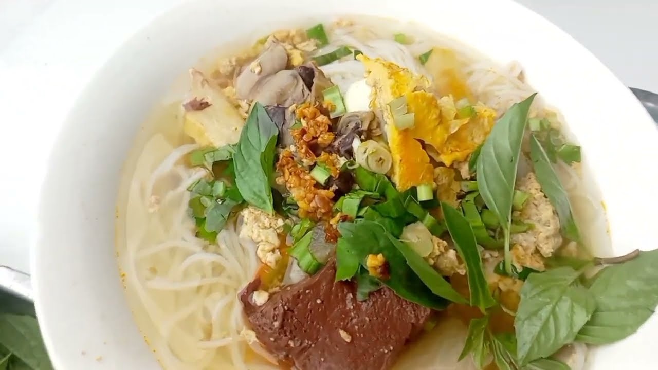 BÁNH KHỌT TÔM/BÁNH TẰM BÌ/CƠM GÀ MẮM TỎI/XỐI MỠ/BÚN RIÊU CUA #food #eating