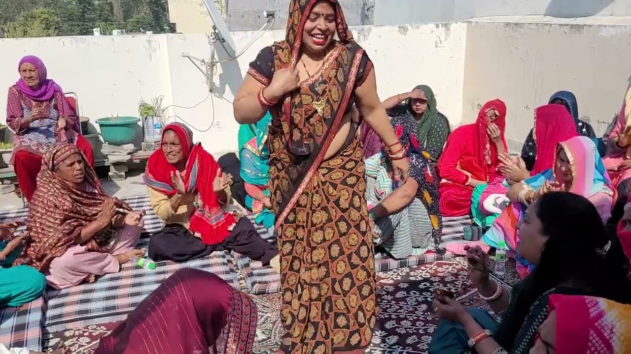 मोनीका का गजब💃डांस सारी धरती हिलादी नाच नाच कै दिल💗थाम कर देखना @Luxmirasilaharyana
