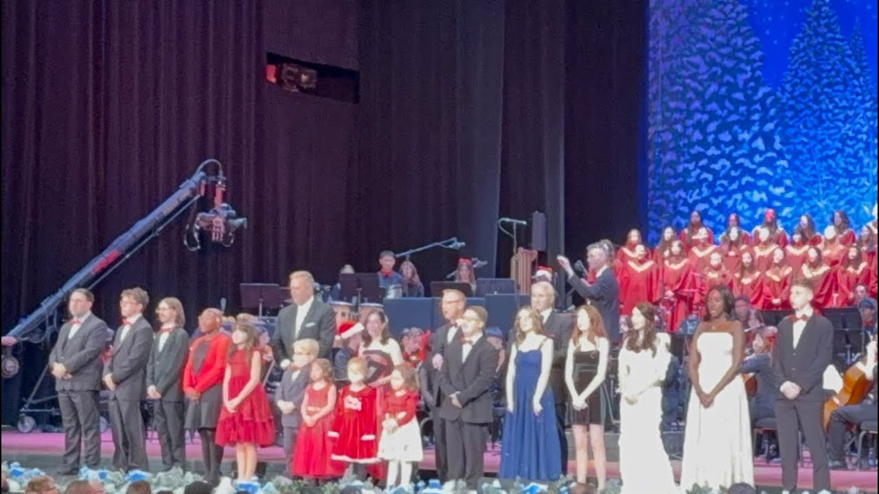 Рождественские мелодии 2025 года - «Тихая ночь» и «Великая Аллилуйя»