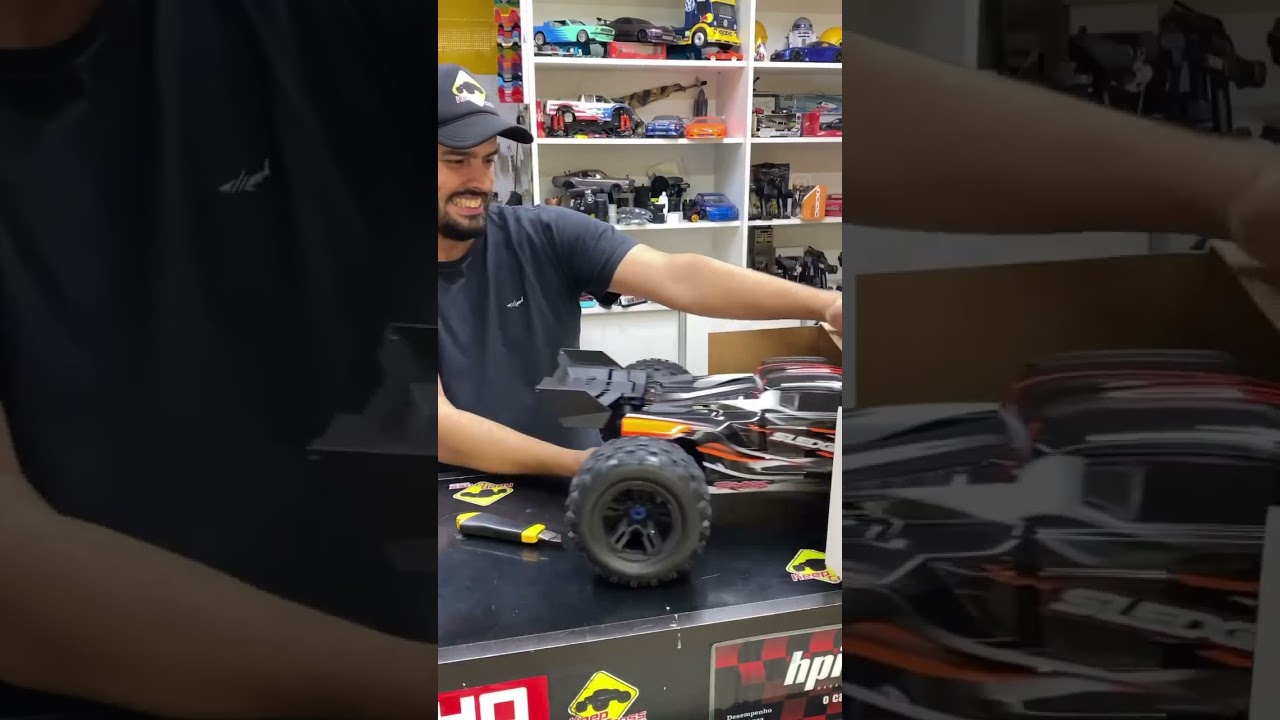 Traxxas Sledge, pensa num carro top! Escala 1/8 