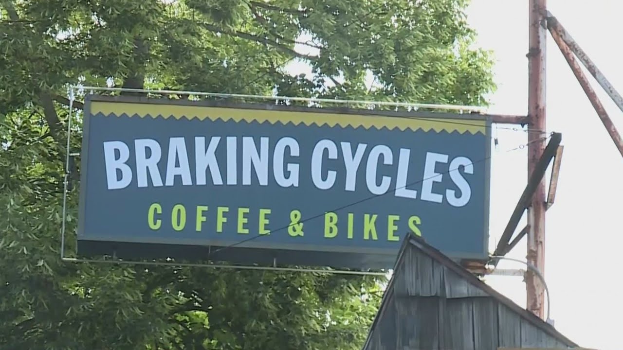 Braking Cycles Coffee and Bike Shop reopens