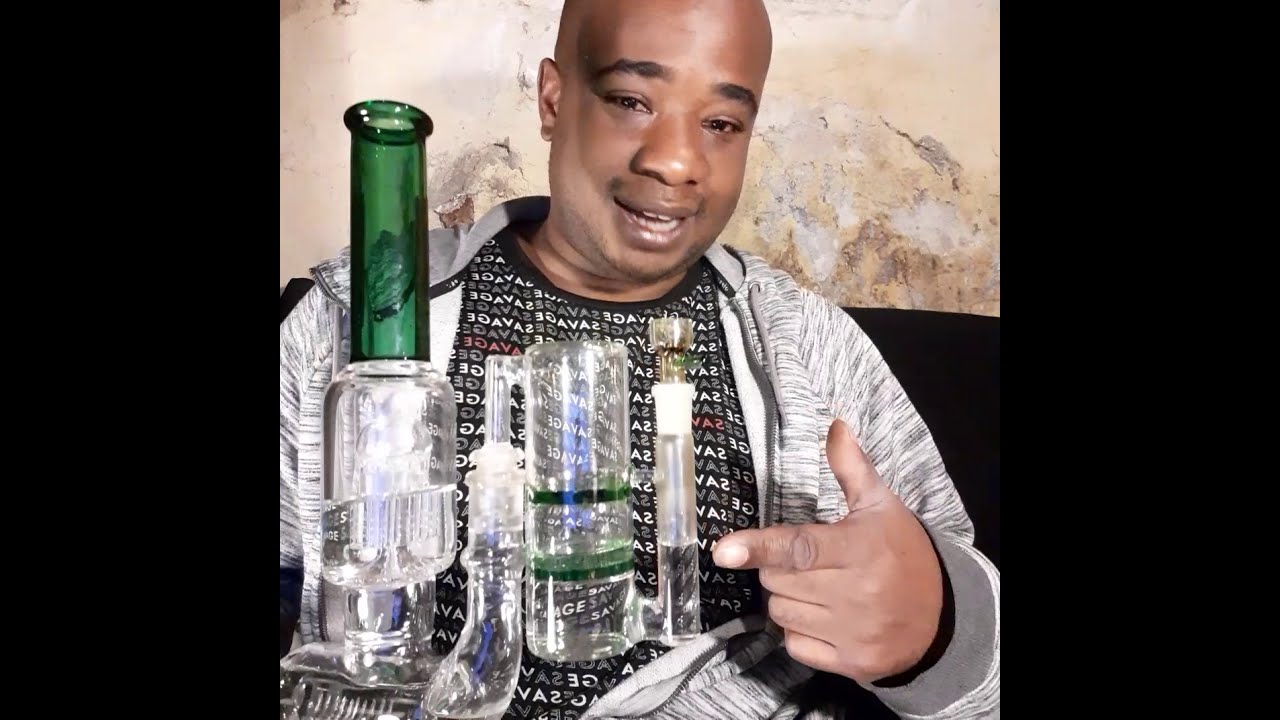 LEEZY KUSH VERY BORED AND SMOKING VERY GOOD HALLOWWEEN VID KINDA