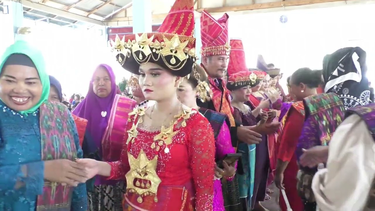 LAGU KARO ADU PENGANTEN RAJES TARIGAN & GEA BR MELIALA VERSI FULL | PARI MUSIC