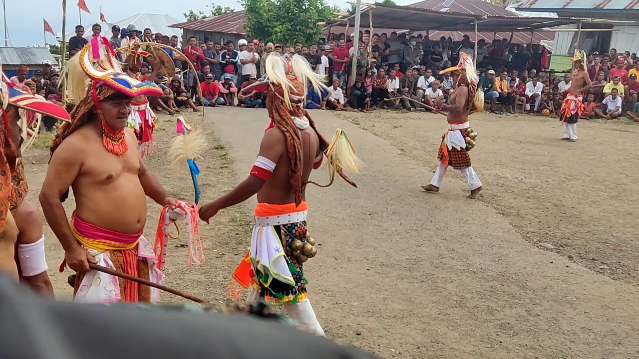 seruuu!!! wae manen hari pertama caci natas kende 