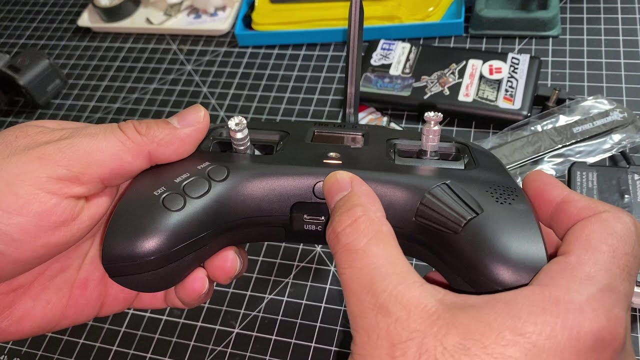 TBS TANGO 2 CROSSFIRE REMOTE (V3 PCB INSIDE) Unboxing