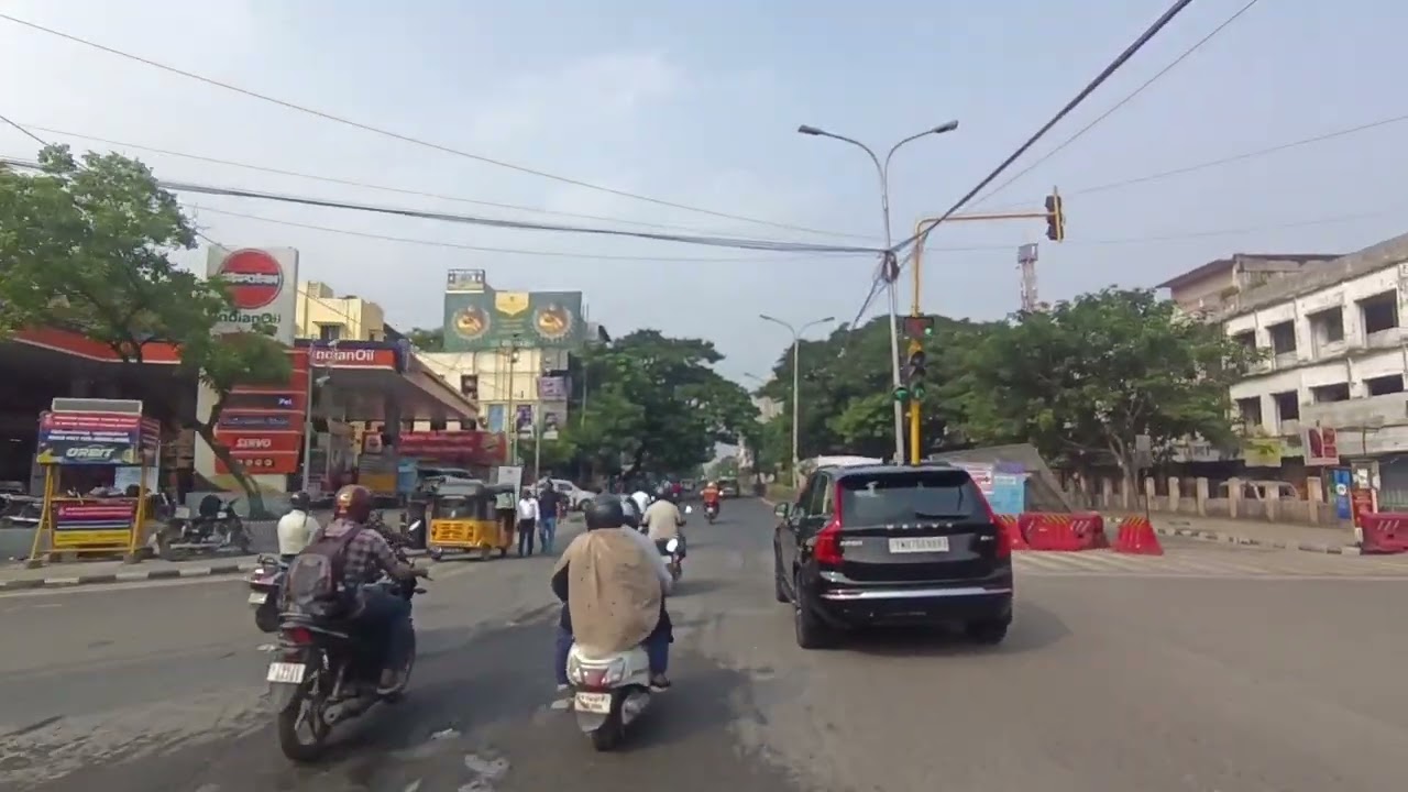 Thiruvanmiyur Signal To Adyar KFC/ Adyar Market video ,Road view coverage from the property