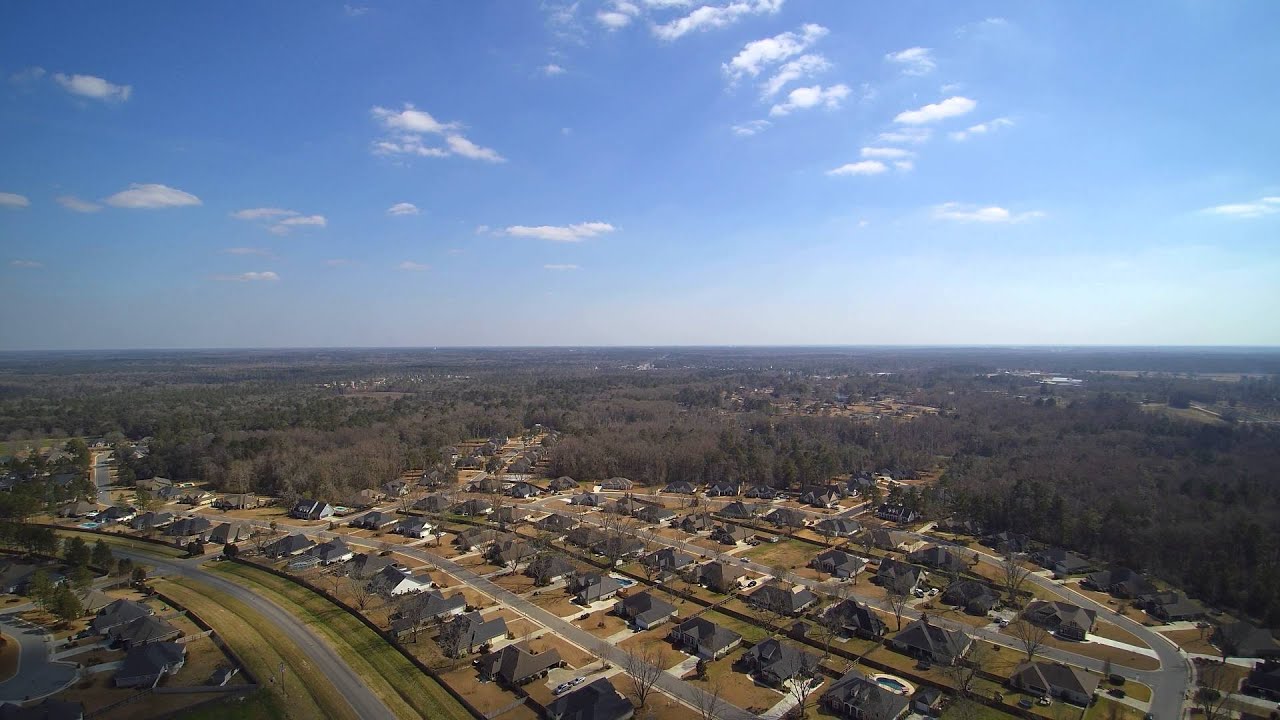 Grove Pointe Subdivision Hahira Georgia -  aerial view. 400 ft in air.