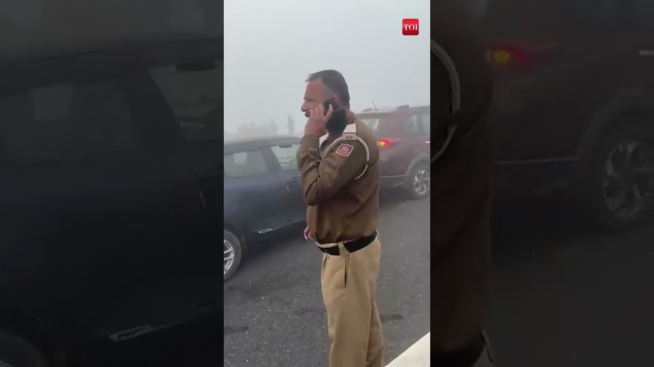 Delhi-Meerut expressway witnesses multiple car collision due to fog
