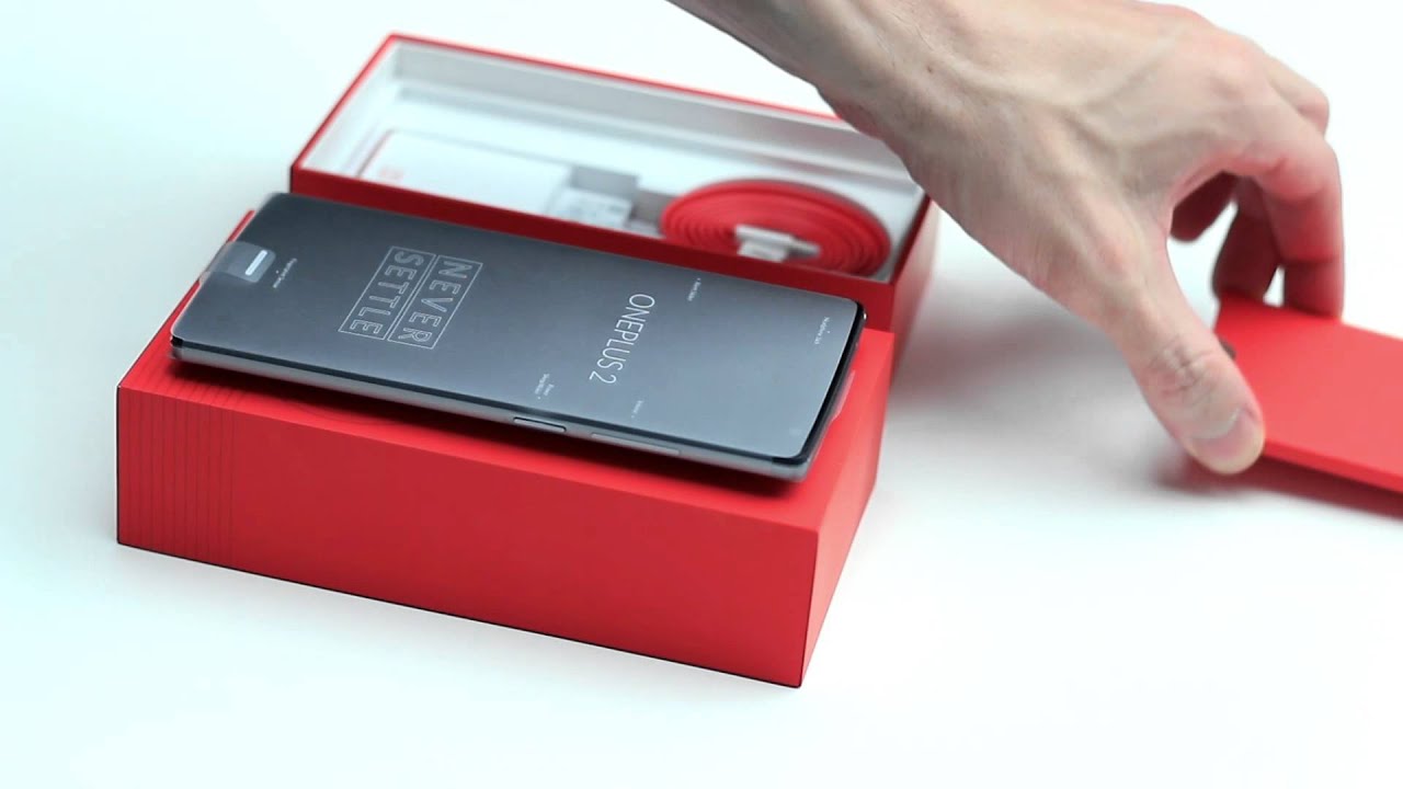 Official Unboxing of the OnePlus 2