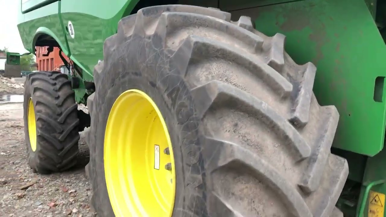 Роторный Зерноуборочный комбайн John Deere S760 экспресс-обзор от Иракли Концелидзе