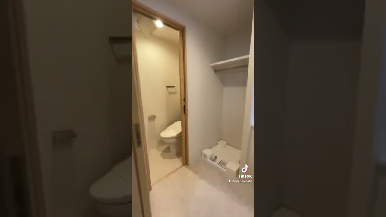 Osaka by night !! Osaka apartment 1K type 