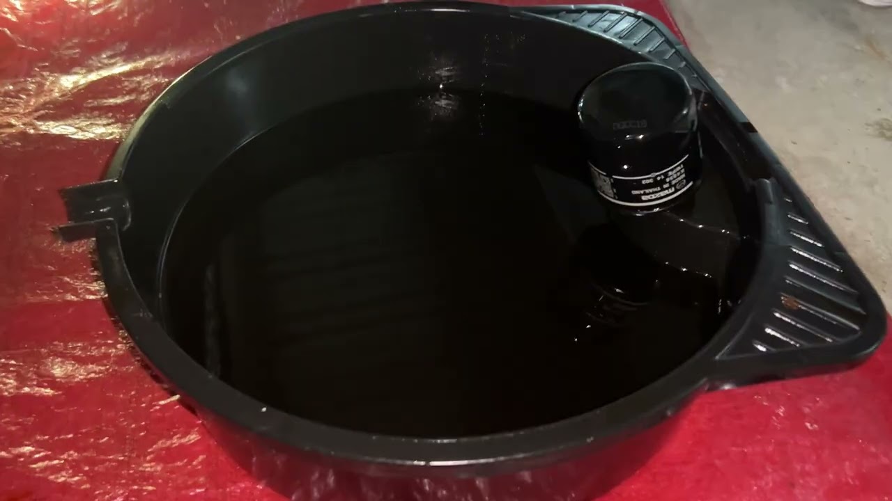 How to change the oil in a 2014 Mazda 2 DE facelifted series 2. It needed some love…