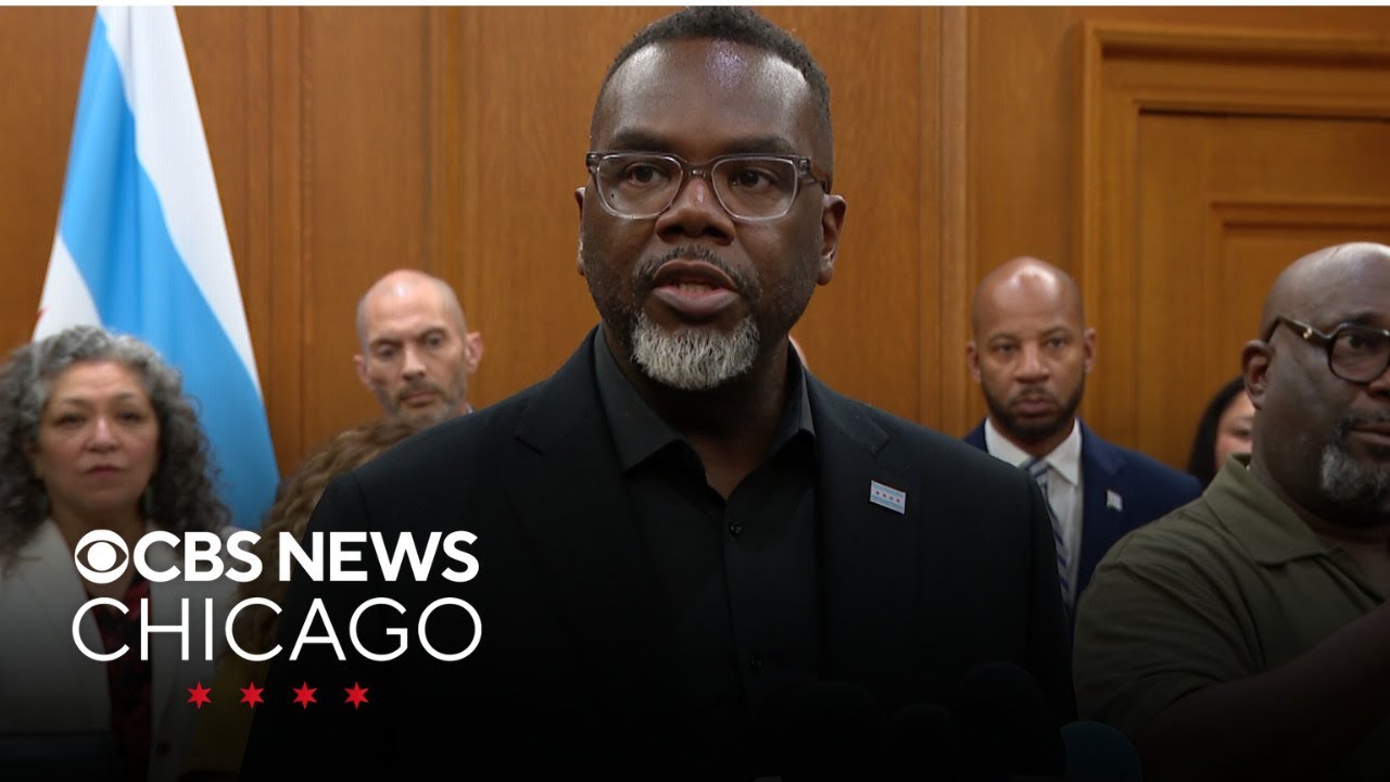 Johnson signs executive order protecting residents amid possible arrival of federal agents