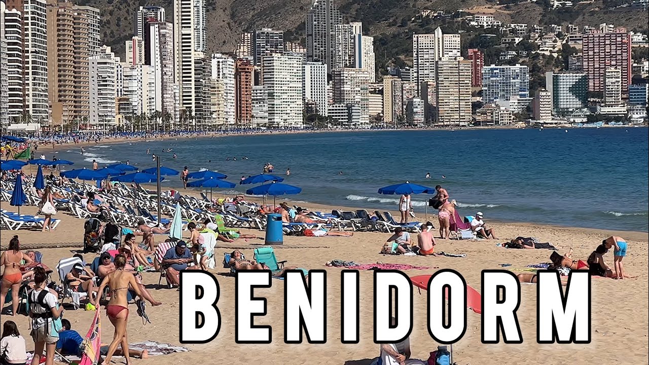 🌍 Playa de Levante, Benidorm – La joya de la Costa Blanca