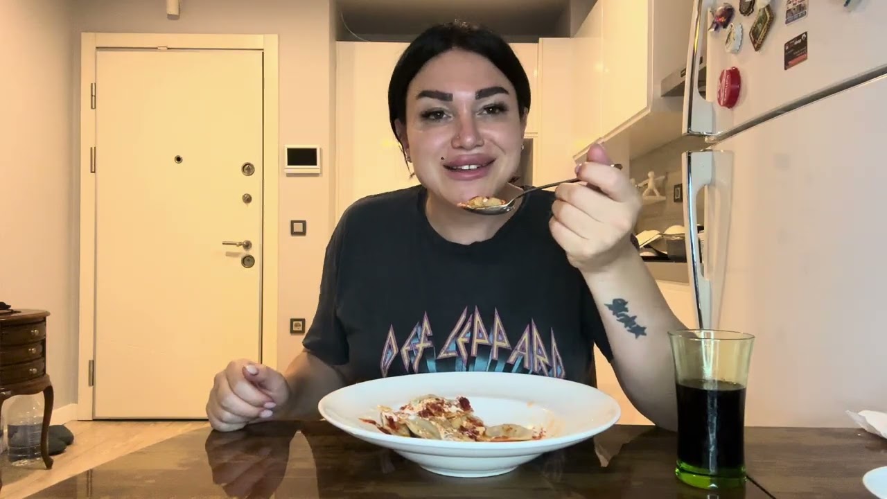 EN GÜZEL YEMEK YİYEN BENİM{#mukbang }