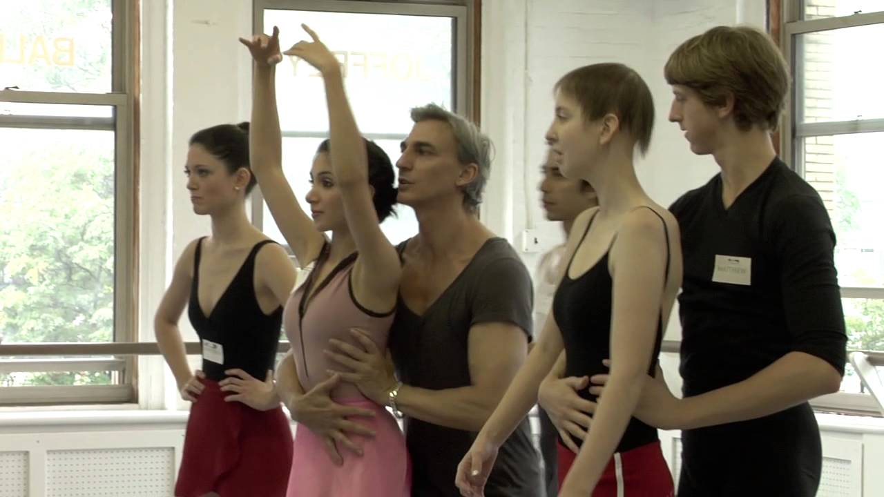 Make-A-Wish Foundation - Caitlin's Wish to Dance (HD)