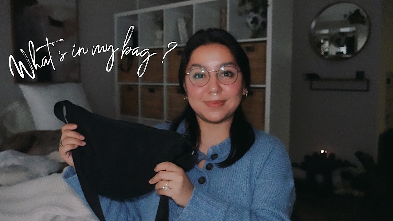 WHAT'S IN MY UNIQLO ROUND MINI SHOULDER BAG?