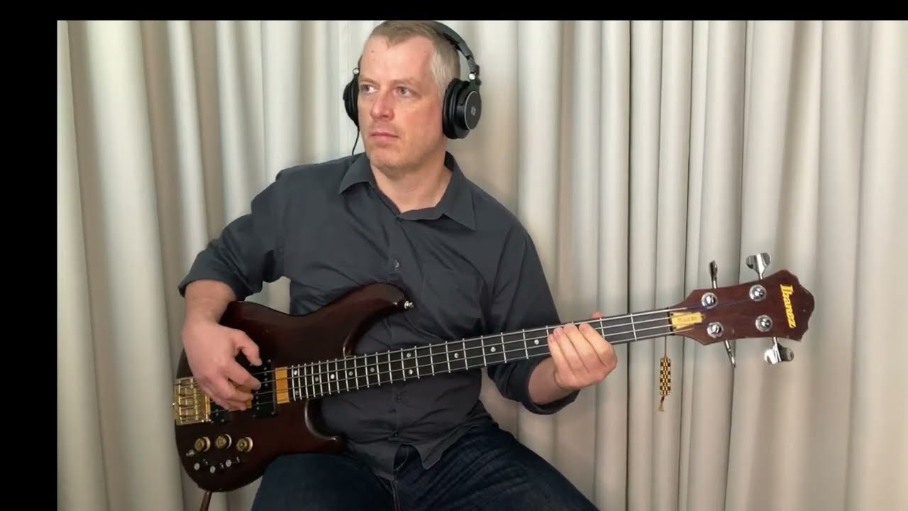LOS LOBOS - La Bamba - Bass cover