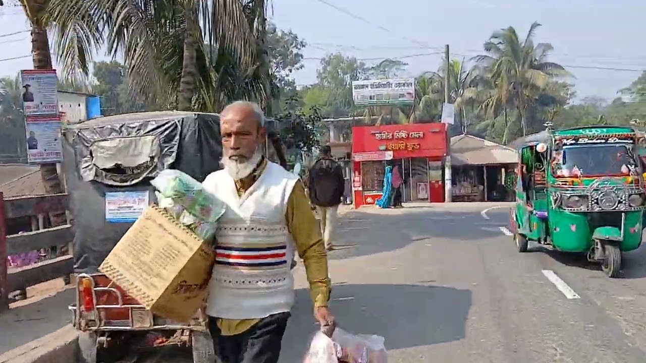 নতুন রঙে রাঙানো বিরলি বাজার–দরবেশের হাট সড়ক। 