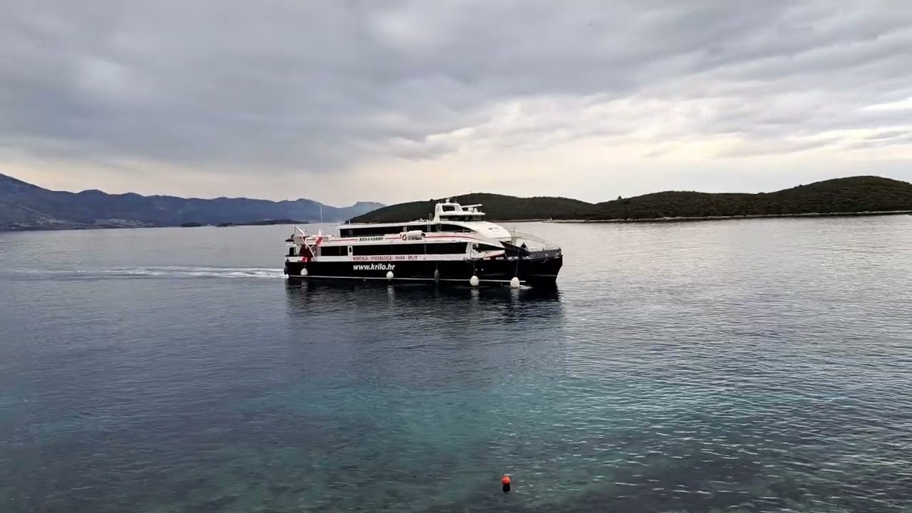 Arrival of catamaran KRILO CARBO in Korčula, Croatia 16.4.2023 (Krilo) #ship #korcula