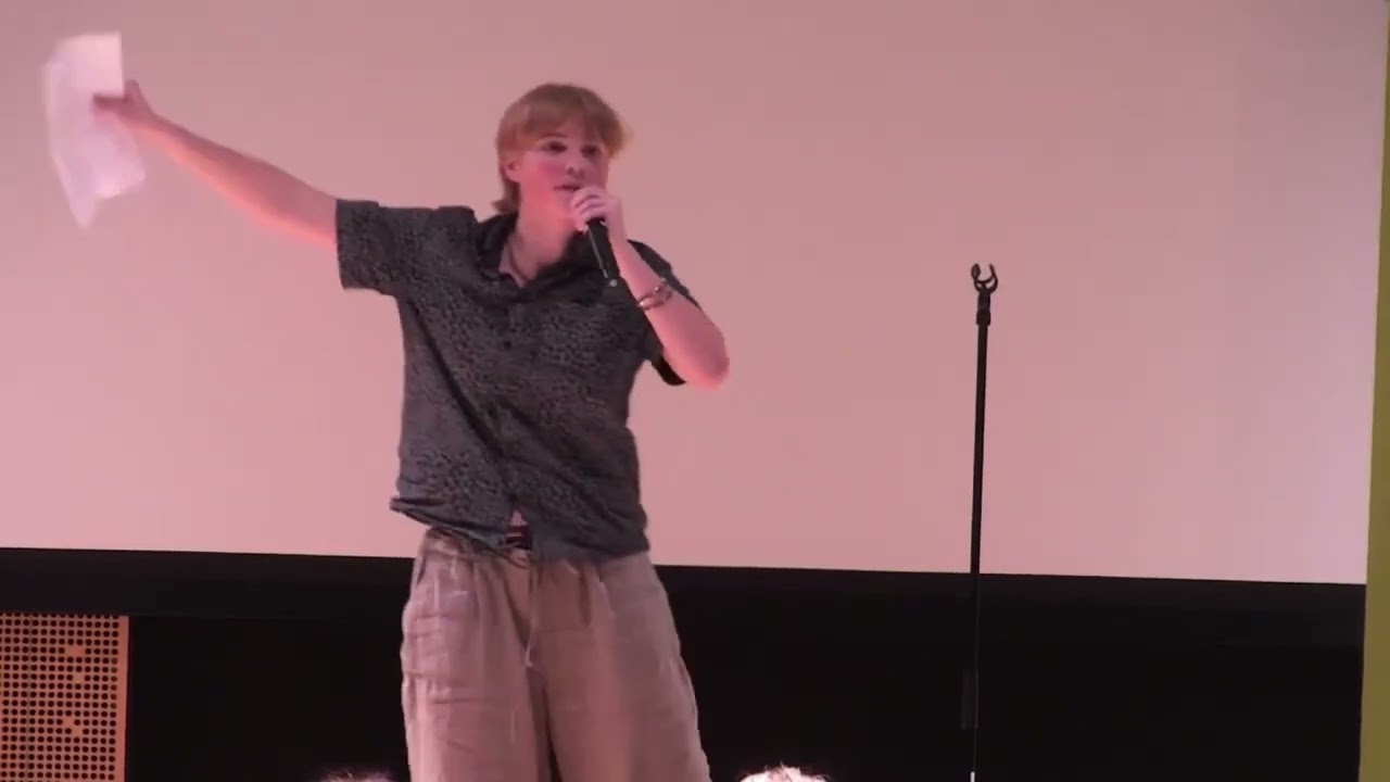 Vigga fra Langelands Efterskole R2 - Efterskolernes DM i Poetry Slam 2021