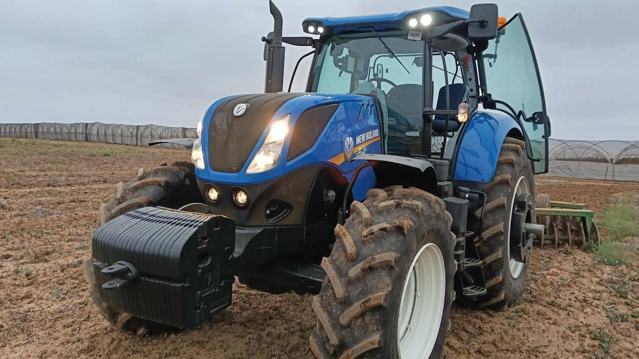 RASTREO CON MENOS DE 9 LITROS POR HECTAREA EL PODEROSO T7.230 & RASTRA 40 DISCOS PESADA