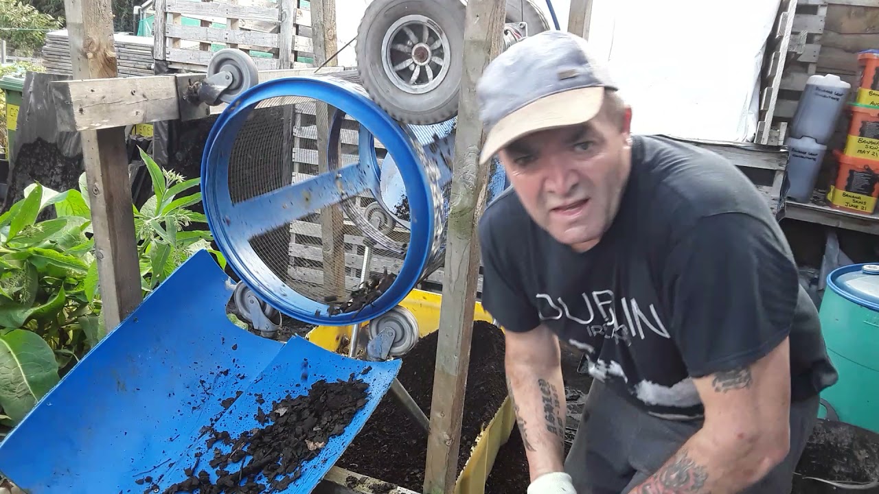 SHEDWARS21: GARDENING 🍁 2019 Leaf Mould Reveal 🍁 Solar Powered Trommel Using A Disability Scooter