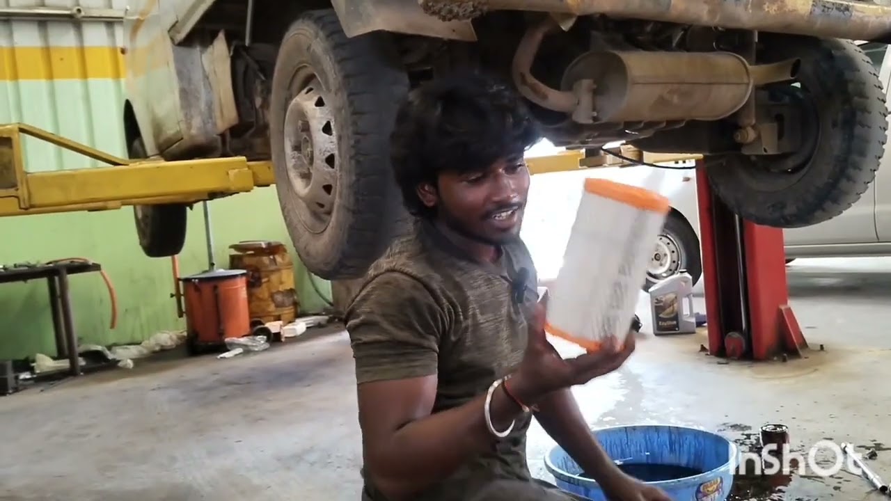 Mahindra Jeeto BS4 full servicing. oil change