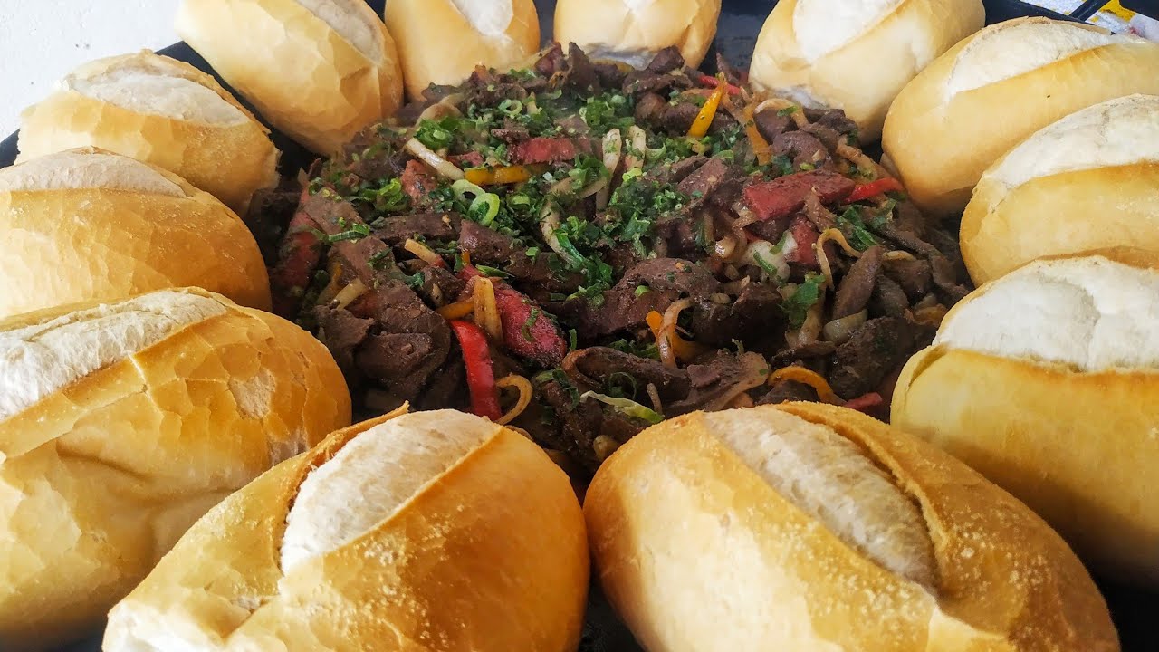 fígado acebolado no disco de arado(cozinha simples)