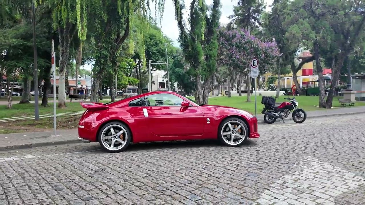 14/03/2026 - Praça Da Espanha, Carros Clássicos, Antigos e Novos