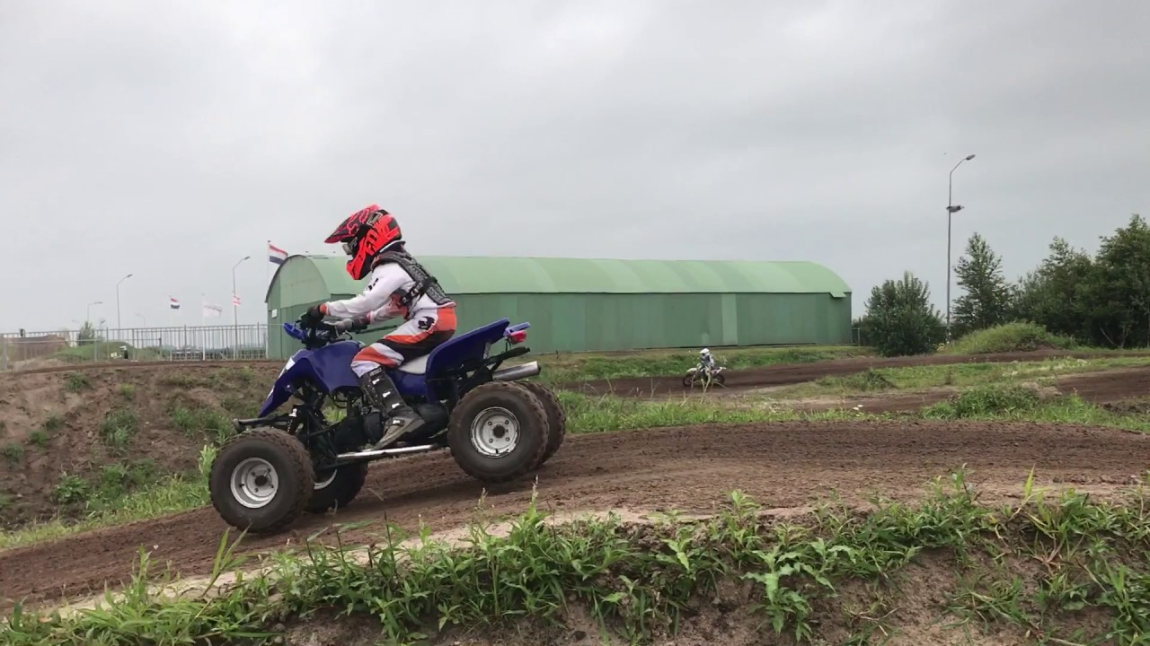 Rick met Rosalie dr Quad aan trainen