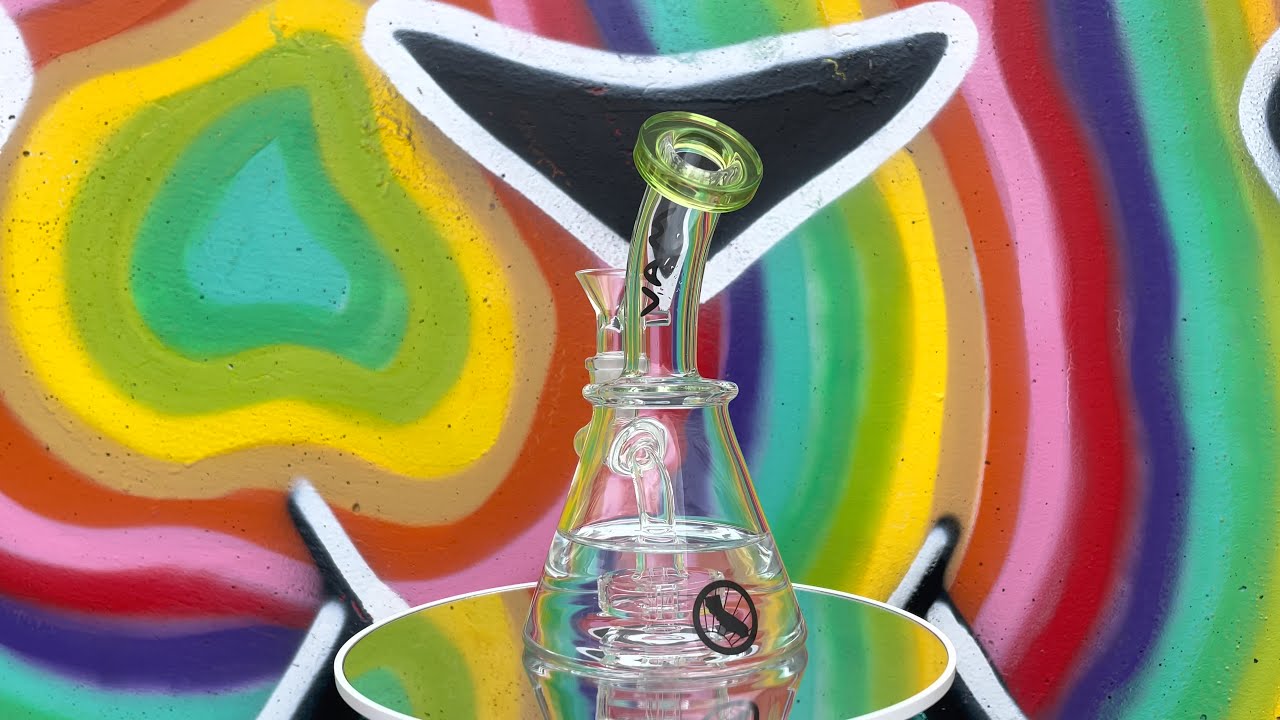 FUNCTION  OF THE MINI BENT NECK BEAKER