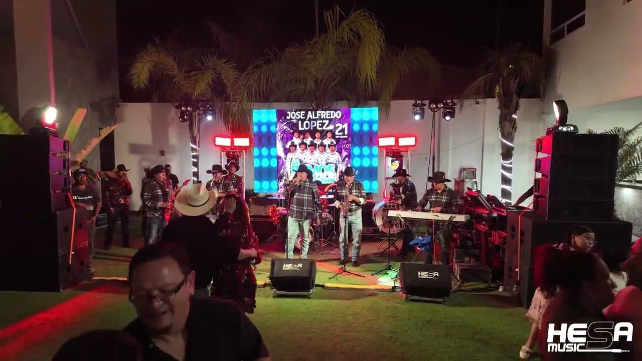Los Primos de illesca Reyes del Jaripeo  ( en vivo 2025 )