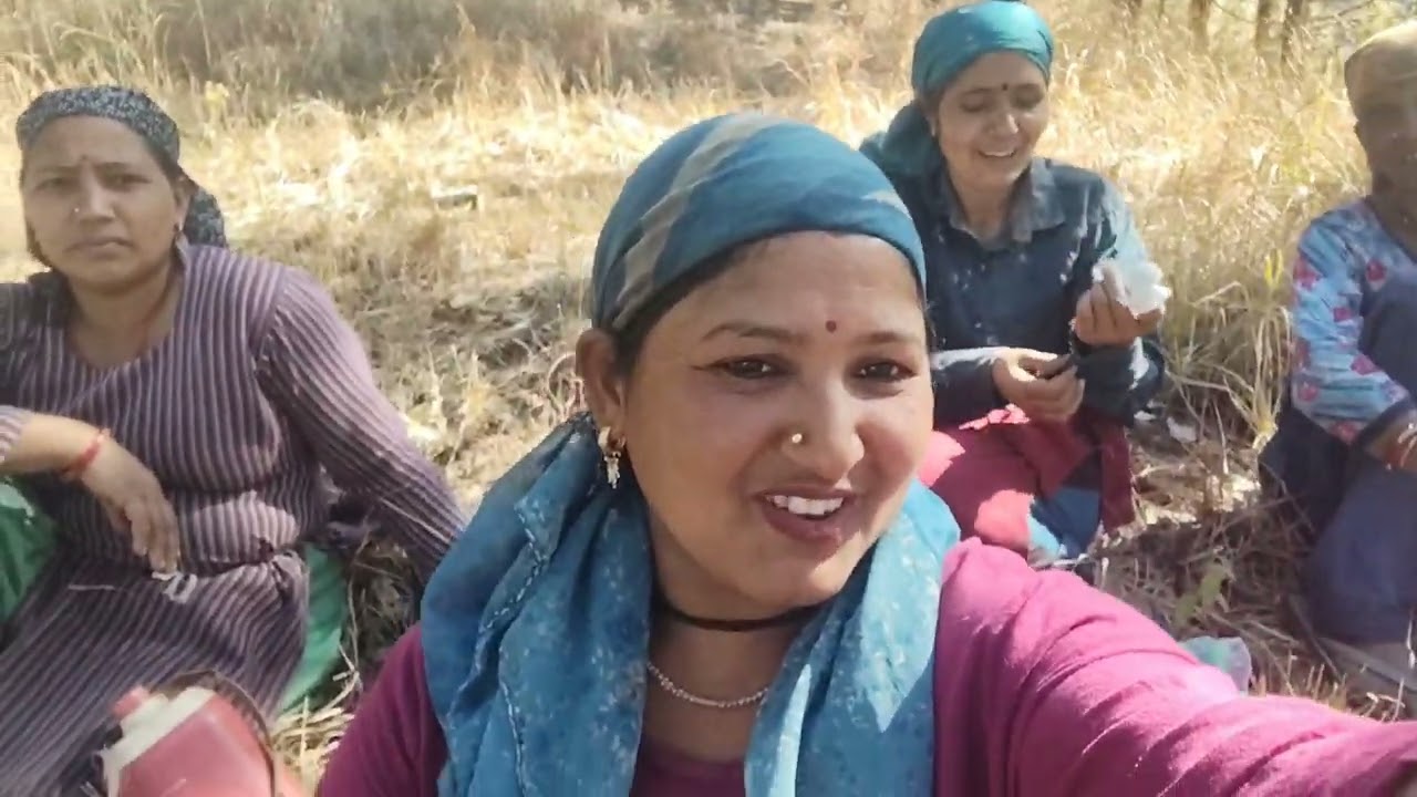 आज घास लेने गए