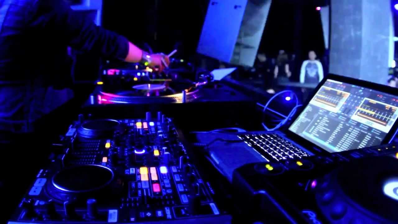 18.02.2012 Станция 106.8 