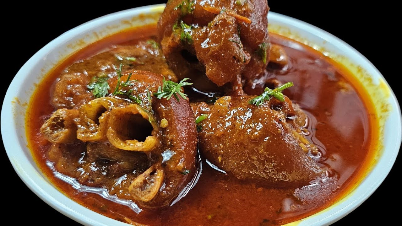 Pork Leg Soup //Pork Leg soup Nepali style //Pork Leg Recipe //pork Leg//Spicy Pork leg soup