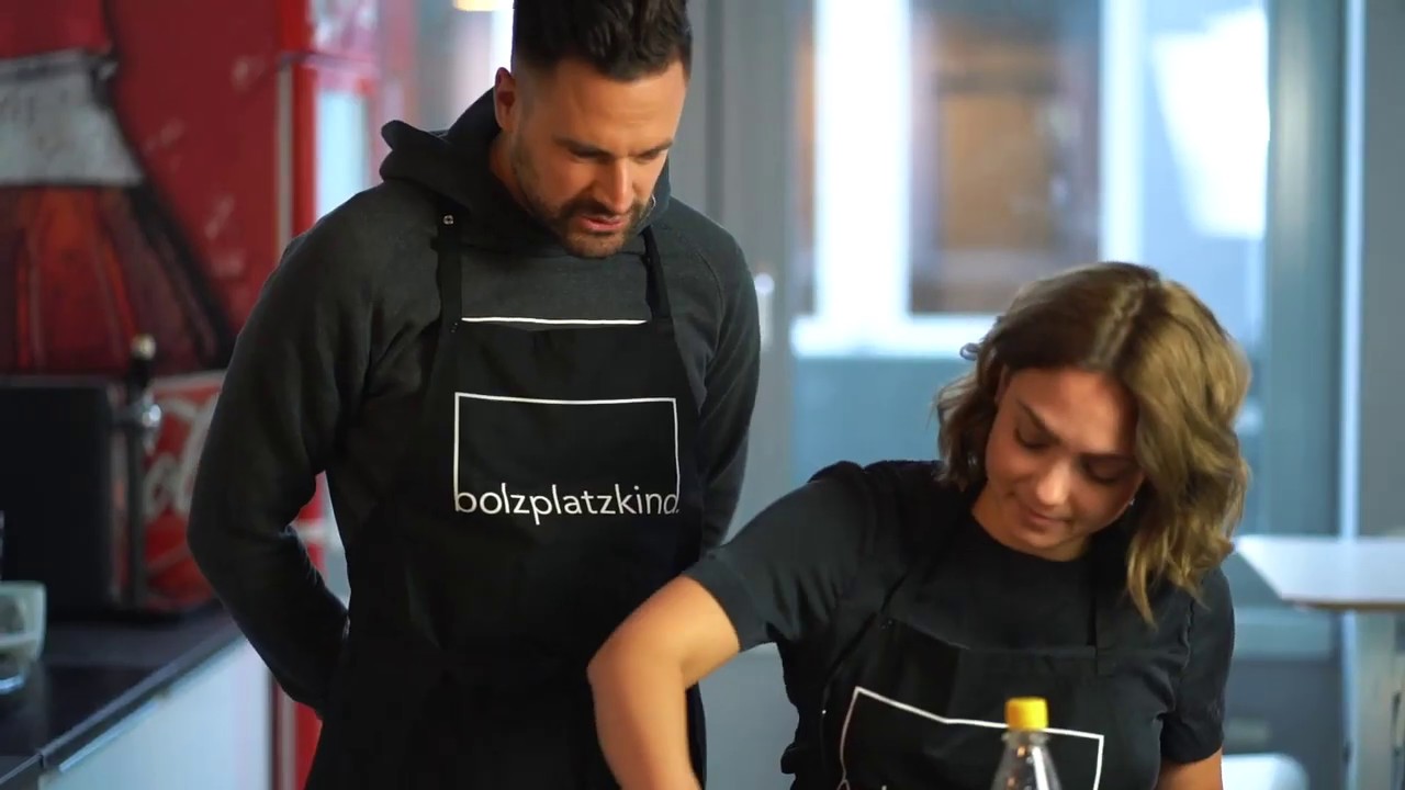 Bolzplatzkind zu Besuch bei Affengeil Cold Brew Coffee: Wie schmeckt Kaffee mit J&auml;germeister?