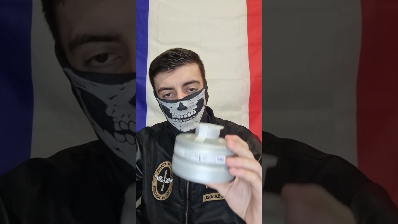 Présentation d'un masque à gaz draeger 