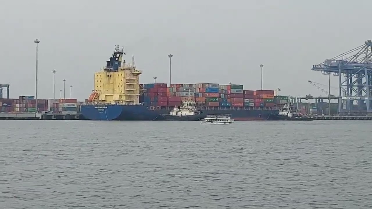Vallarpadom International Transhipment  Container Terminal  view