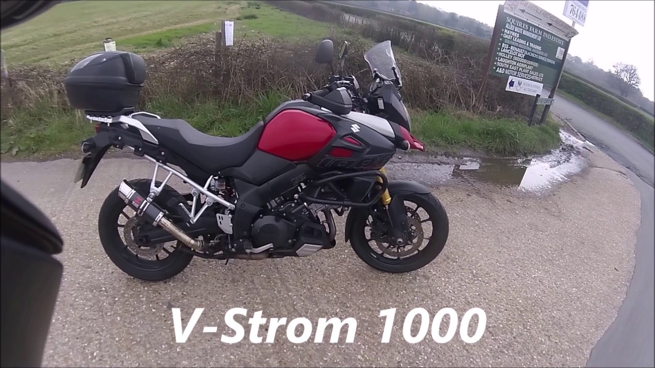 Suzuki V Strom 1000 Riding