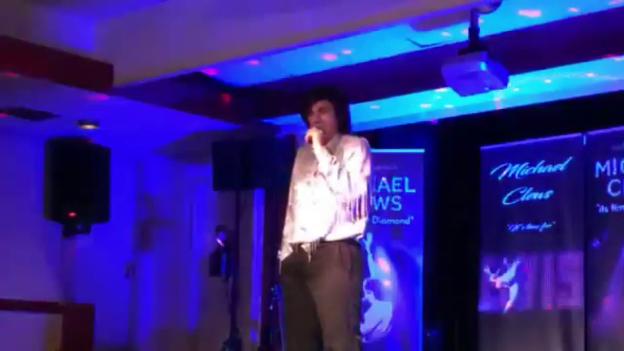 Neil Diamond  Tribute Act - Michael Clews