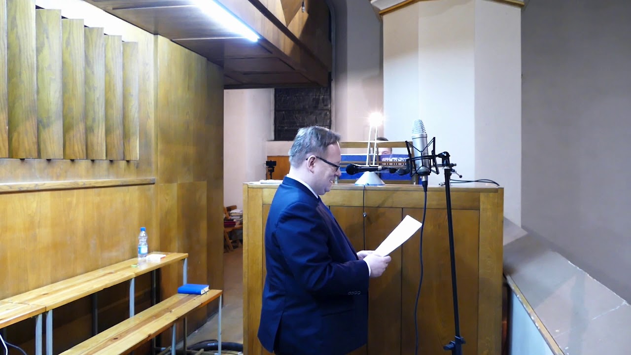 Idzie na ziemię Jezusek sam