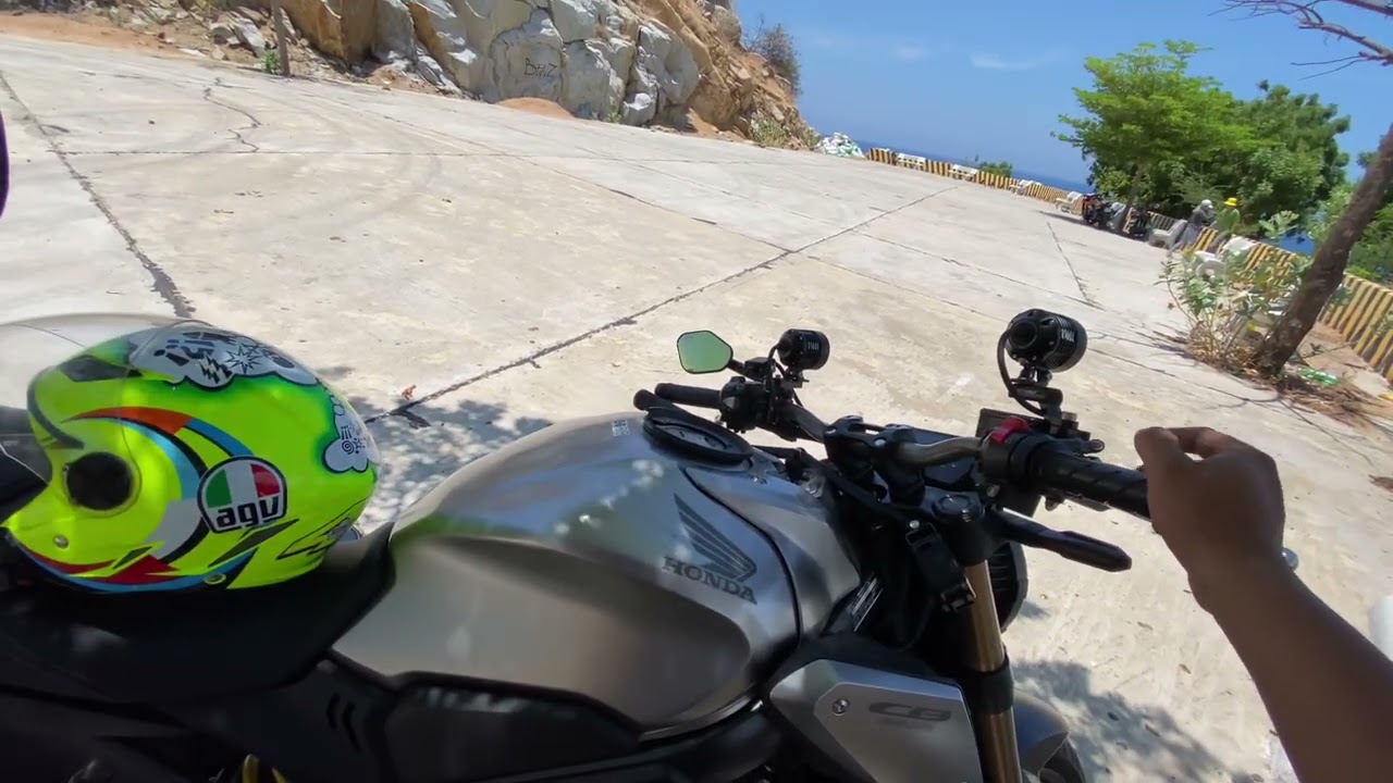 Biến Cb650r thành một chiếc xe đi tour quá dễ