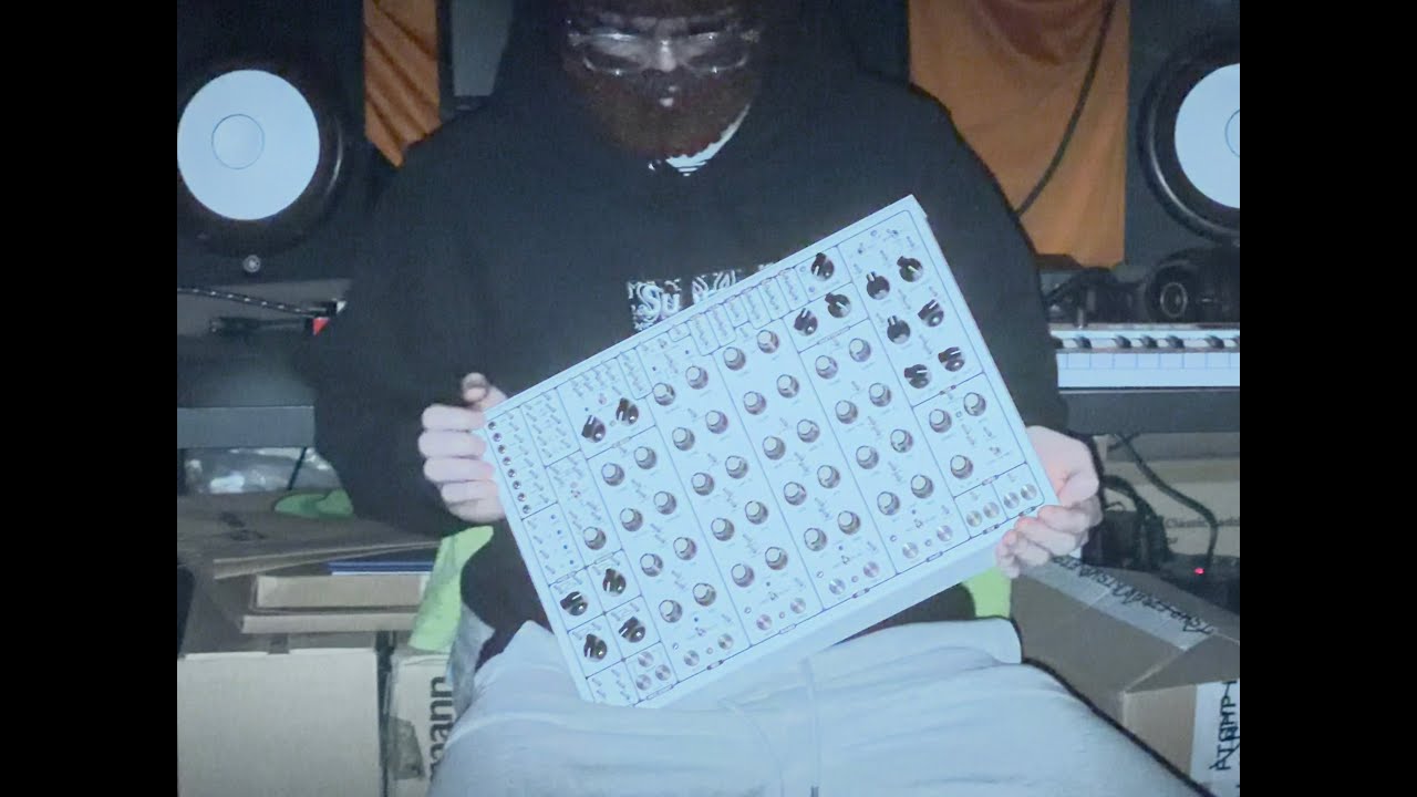 Making EsDeeKid Type Beat on Analog Drum Machine (Day 1)