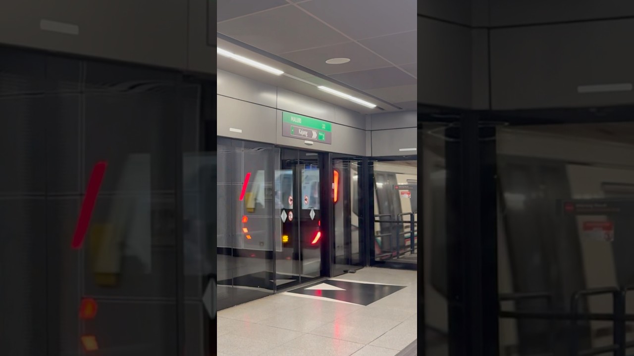 [Futuristic Siemens Train] 🟢 MRT Kajang Line (Siemens Inspiro KL - designed by BMW Group)