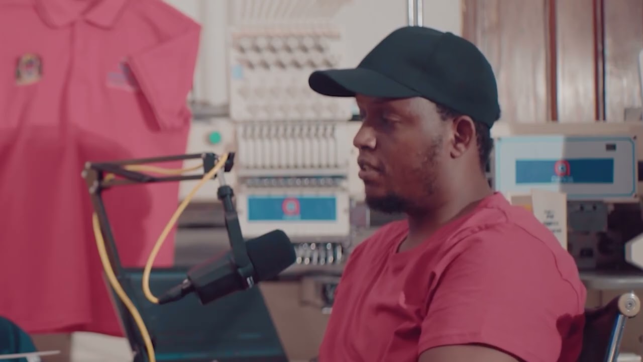 SISI NDIO MABINGWA WA EMBROIDERY, FAMILIA BORA YA PRINTING, MTEJA ANAPATA AMACHOSTAHILI KWA WAKATI