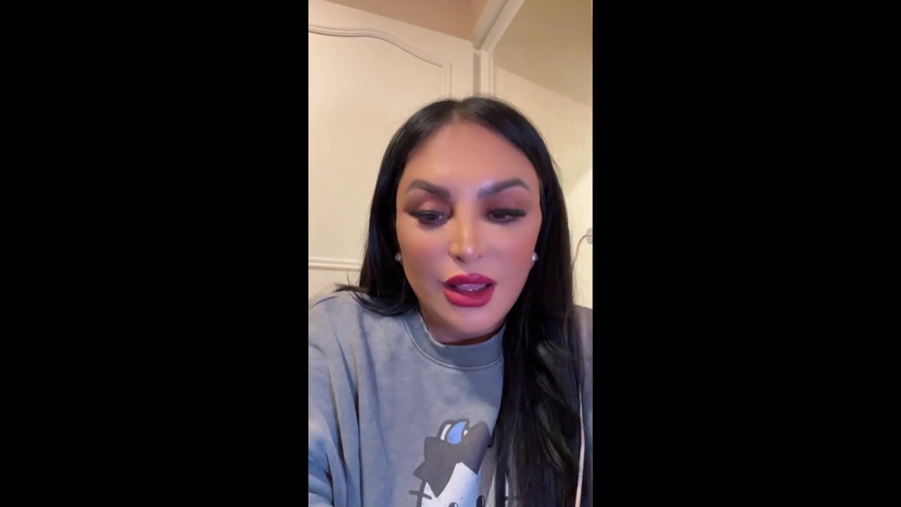 DIVA REBECCA LIVE